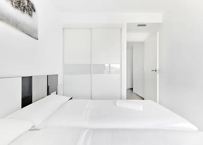 Espanhouse Sea Senses דירה